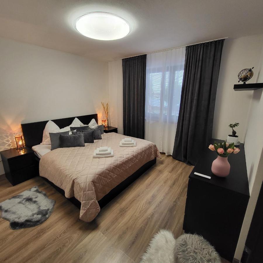 Oli Apartments Senec Exterior foto